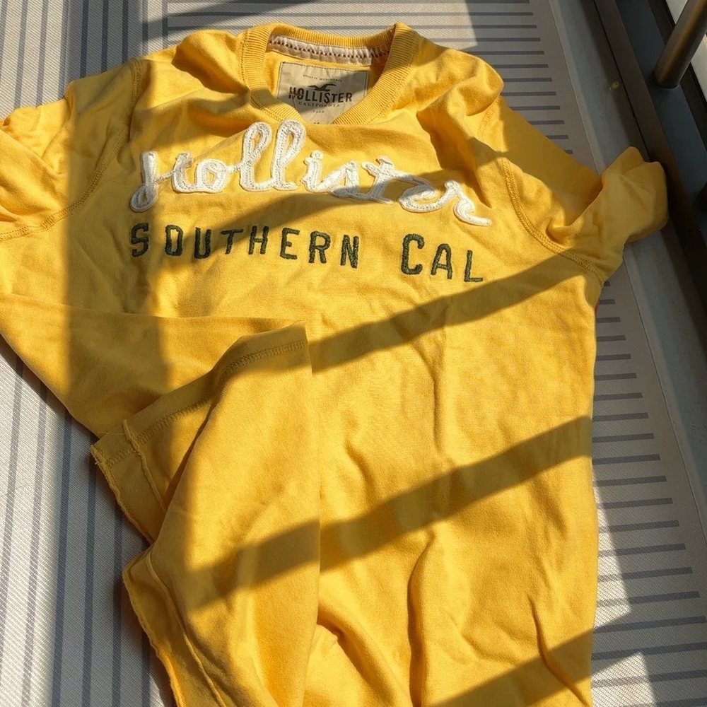 Hollister Yellow Tee